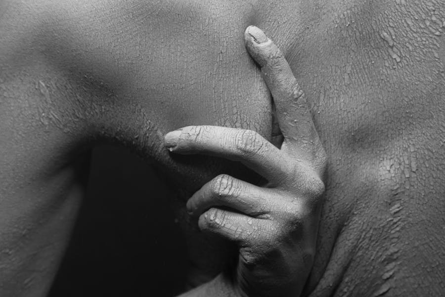 Is Itchy Throat a Sign of Coronavirus
