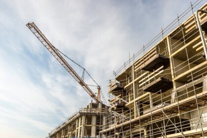 How to Lead a Large Construction Project