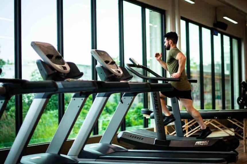 5 Essential Features to Check Before Having a Treadmill