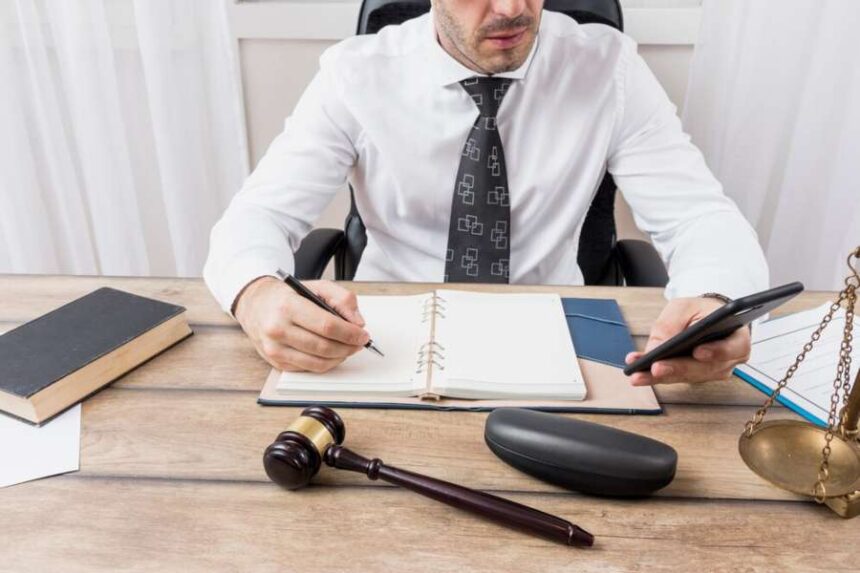 6 Ways a Florida Personal Injury Attorney Can Help You Maximize Your Settlement