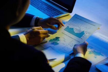 7 Common Revenue Forecast Models for B2B SaaS Companies