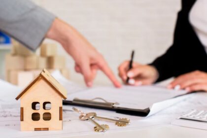 How Property Managers in Orange County Help You Avoid Costly Mistakes