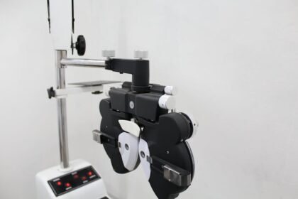 What to Look for When Selecting an Optometry Equipment Distributor