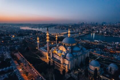 Experiencing the Vibrant Culture of Istanbul