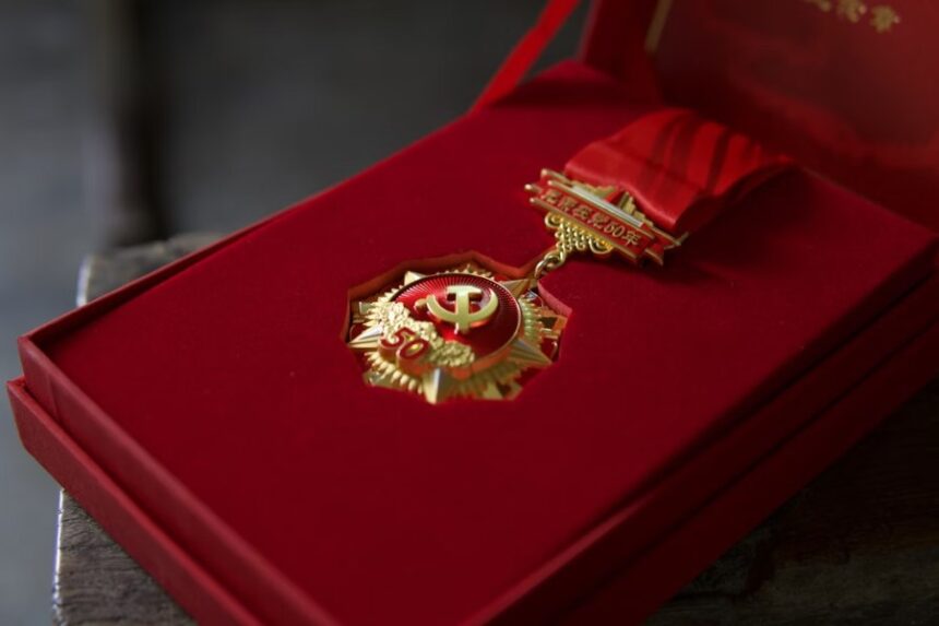 Surprise Your Partner with 14K Gold Jewellery