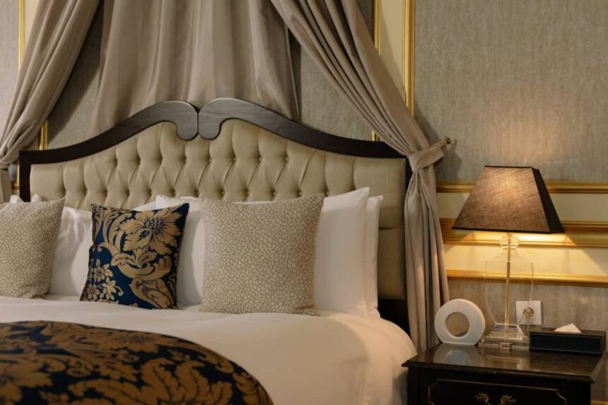 Why Velvet Quilt Covers Are the Epitome of Cozy Luxury